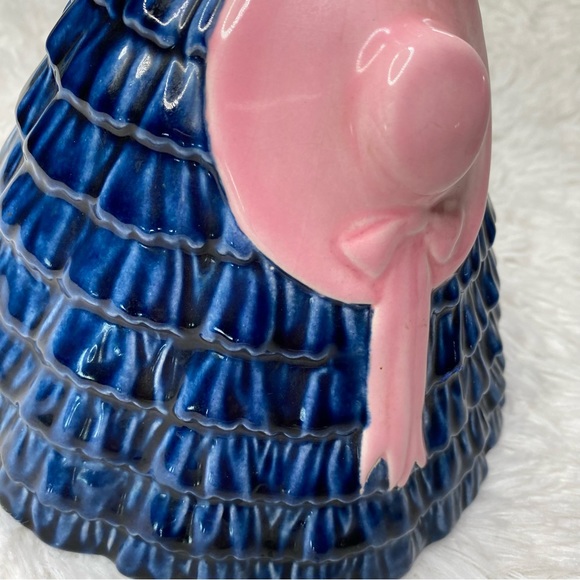 Vintage Southern Bell Lady Figurine Statue - Picture 5 of 11